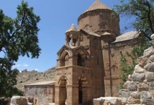 В армянской церкви на острове Ахтамар
