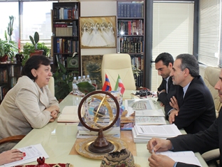 Министр диаспоры Армении и посол Ирана