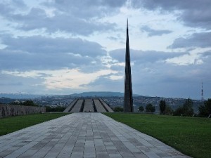 Геноцид армян памятник