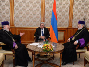Президент Армении с католикосами