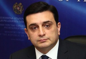 Глава Минздрава Армении