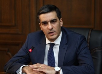 Арман Татоян