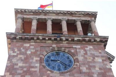 Karavarutyun_Hanrapetutyan-hraparak
