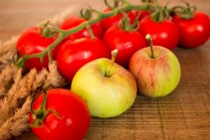 tomatoes-and-apples