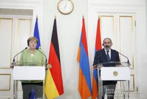 Меркель и Пашинян