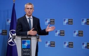 Столтенберг исключил уход НАТО из стран Альянса