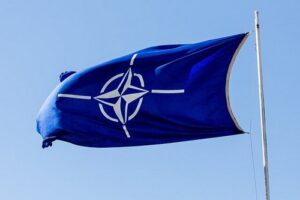 Дуда призывает еще больше усилить восточный фланг НАТО