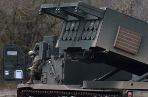 США почти готовы отправить в Украину РСЗО MLRS — CNN
