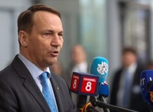 Глава МЗС Польщі дорікнув Конгресу США за затримку допомоги Україні